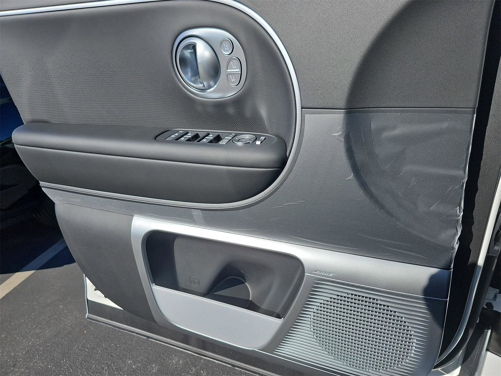 New 2026 Hyundai Ioniq 9 Calligraphy image 31