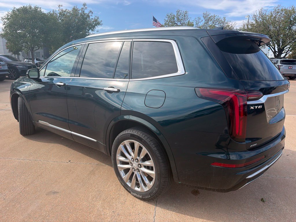 Used 2024 Cadillac XT6 Premium Luxury w/ LPO, Floor Liner Package AWD/4WD image 2