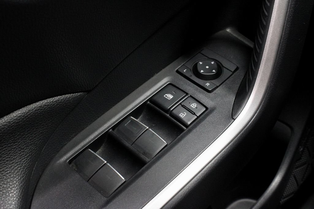 Used 2023 Toyota RAV4 XLE Premium AWD/4WD image 25