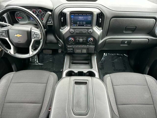 Used 2021 Chevrolet Silverado 2500 LT w/ Convenience Package AWD/4WD image 16