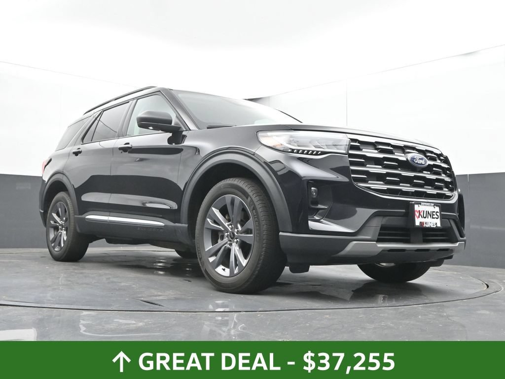 Used 2025 Ford Explorer Active w/ Active Comfort Package AWD/4WD image 46