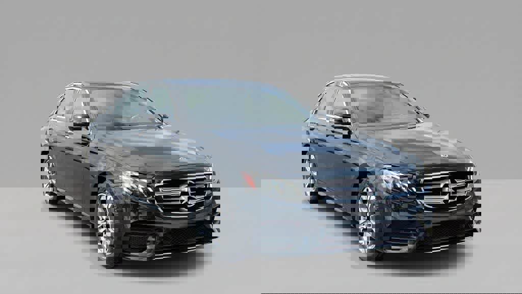 Certified 2019 Mercedes-Benz E 300 4MATIC image 8