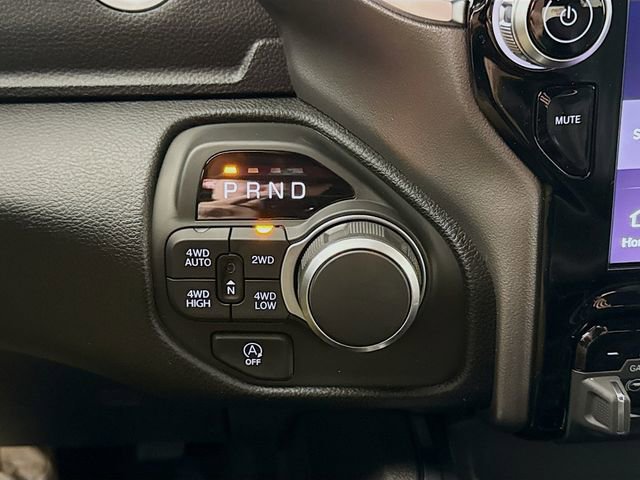 New 2026 RAM 1500 Big Horn AWD/4WD image 17