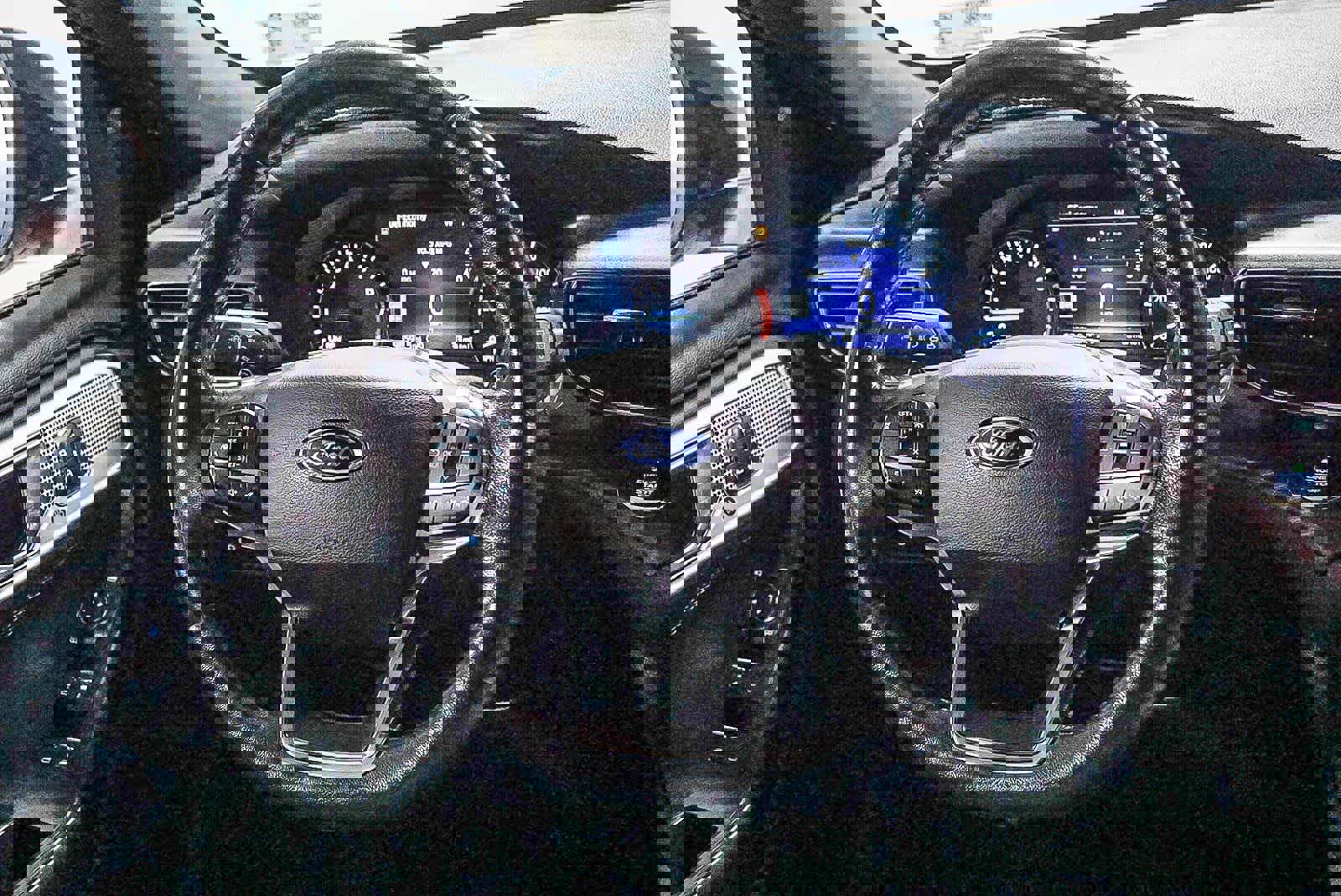 Used 2020 Ford Explorer Limited image 17