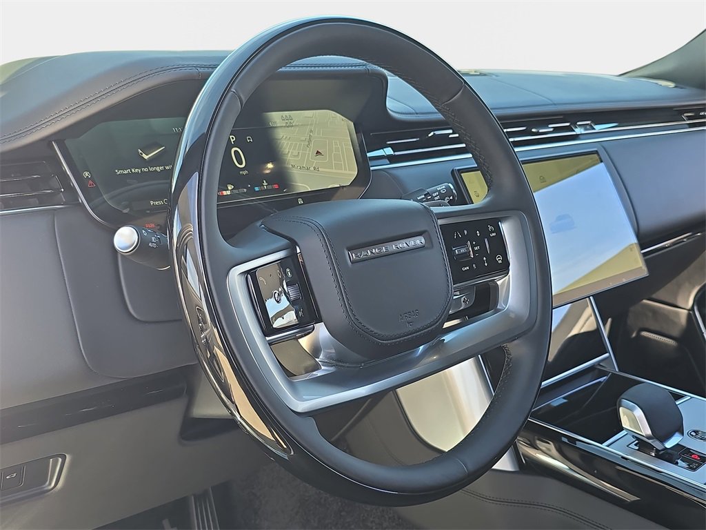 New 2026 Land Rover Range Rover Long Wheelbase SE image 18