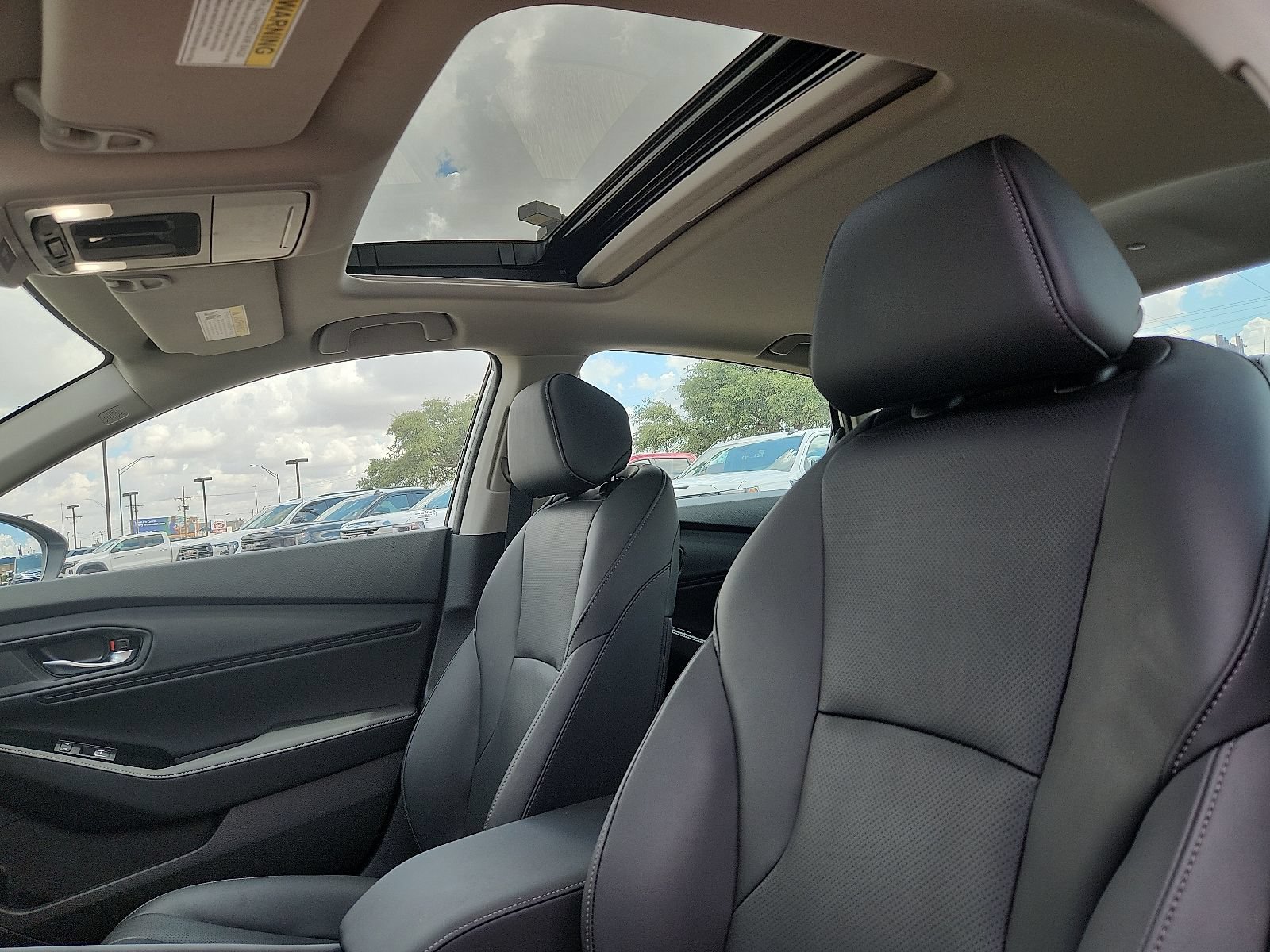 Used 2025 Honda Accord Touring image 14