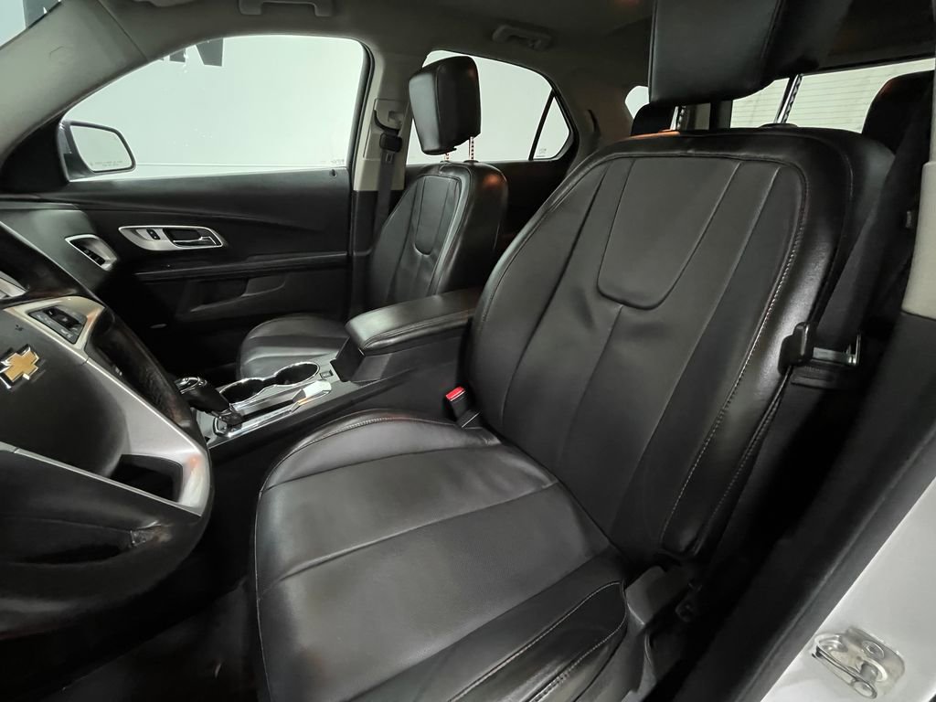 Used 2016 Chevrolet Equinox LTZ w/ Enhanced Convenience Package image 14