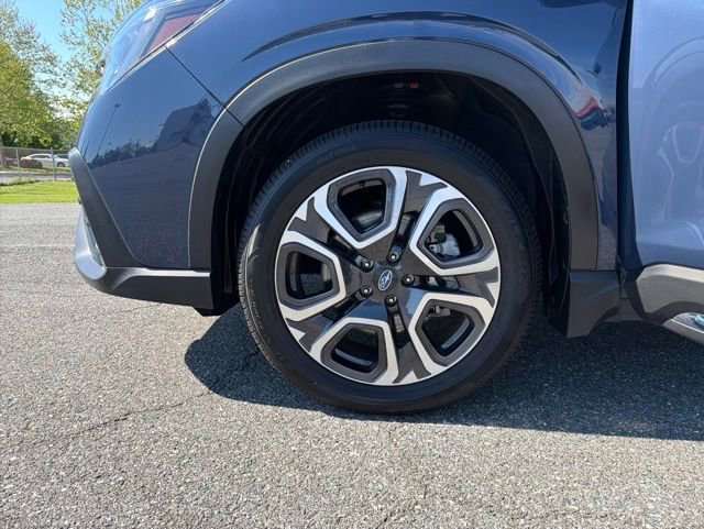 Used 2025 Subaru Ascent Limited w/ Popular Package #1 AWD/4WD image 27