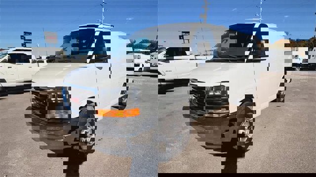 Certified 2019 GMC Savana 2500 w/ Driver Convenience Package image 4