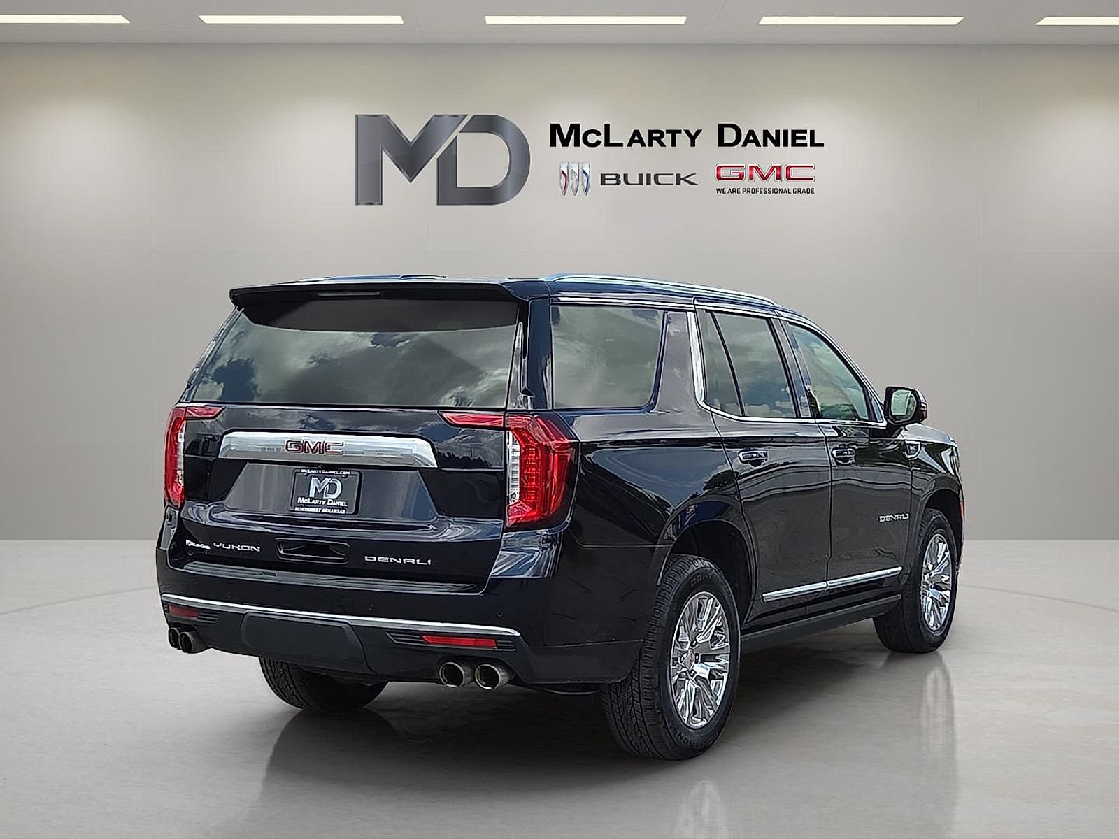 Used 2023 GMC Yukon Denali w/ Max Trailering Package AWD/4WD image 13