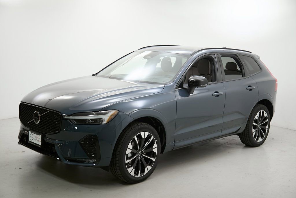 New 2026 Volvo XC60 B5 Plus w/ Protection Package Premier image 6