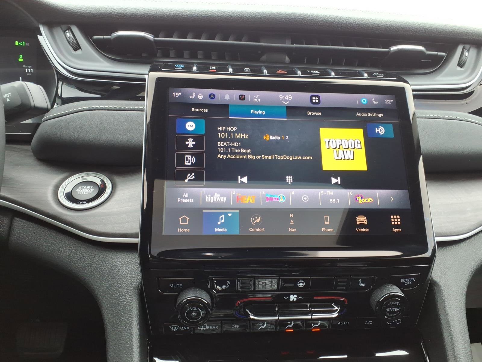 Used 2023 Jeep Grand Cherokee 4WD 4xe image 19