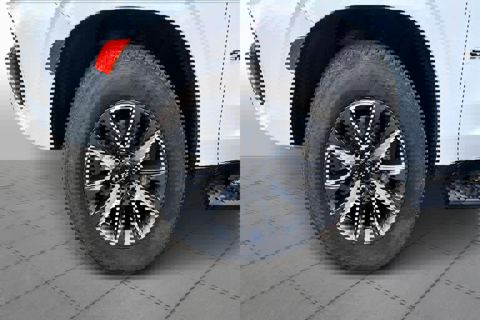 Used 2023 Chevrolet Suburban Z71 w/ Luxury Package image 11