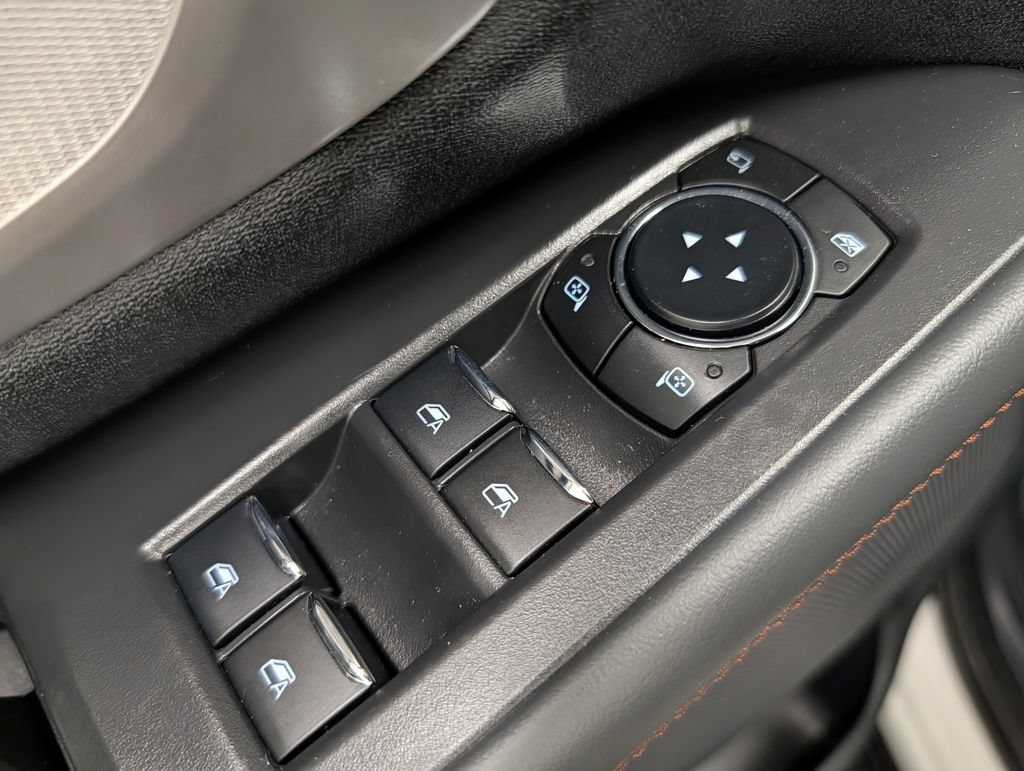 Used 2025 Ford Expedition Active AWD/4WD image 10
