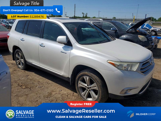 Used 2012 Toyota Highlander Limited w/ Tow Pkg AWD/4WD image 5