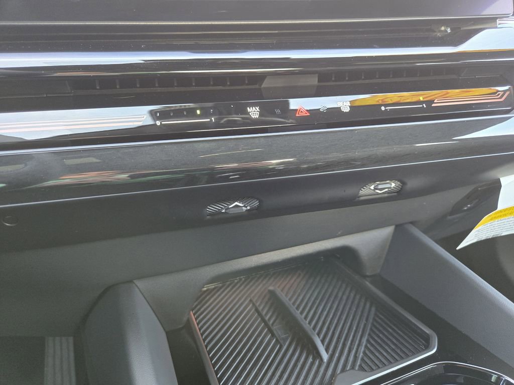 Certified 2025 BMW 530i xDrive w/ Executive Package image 23