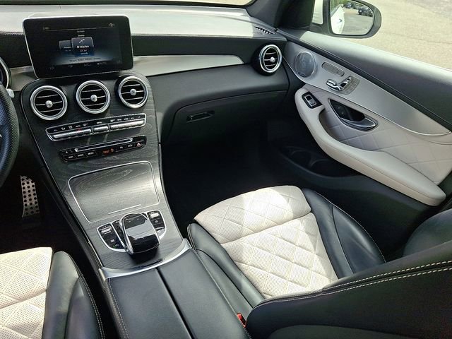 Used 2018 Mercedes-Benz GLC 300 4MATIC image 16