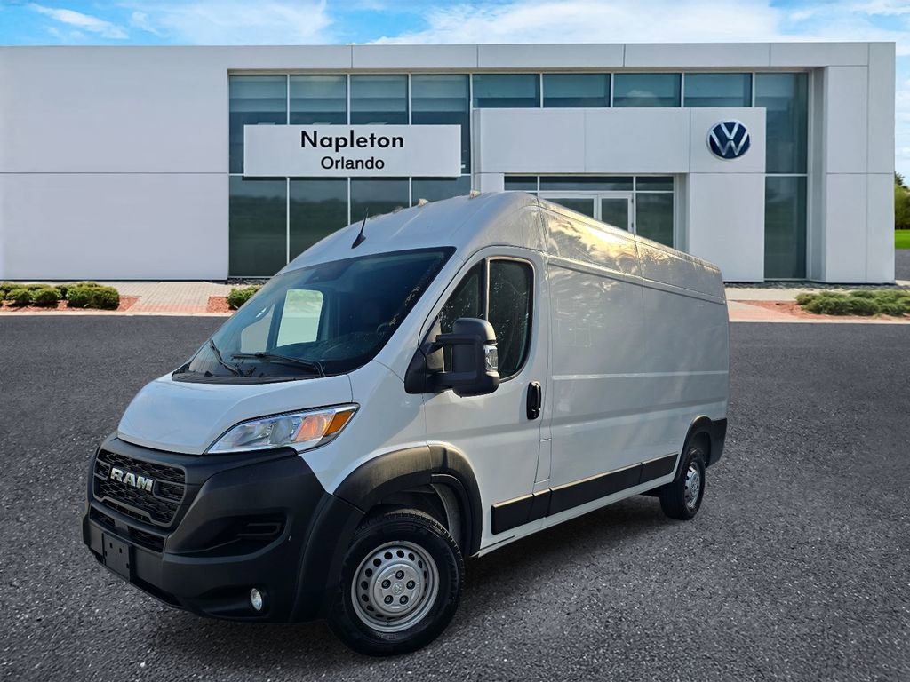 Used 2024 RAM ProMaster 2500 w/ Convenience Group image 31