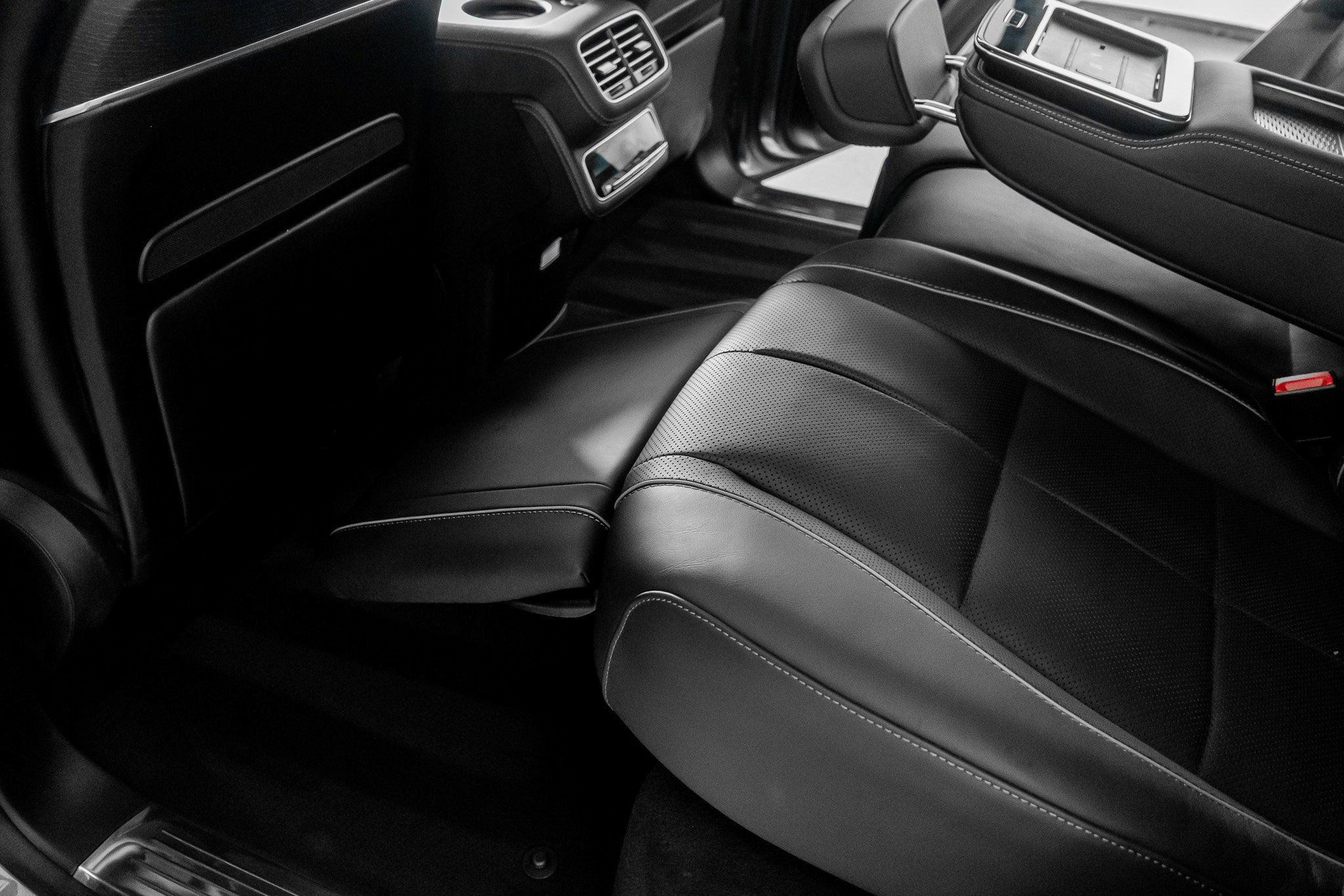 Used 2023 Mercedes-Benz Maybach GLS 600 Maybach GLS 600 image 32