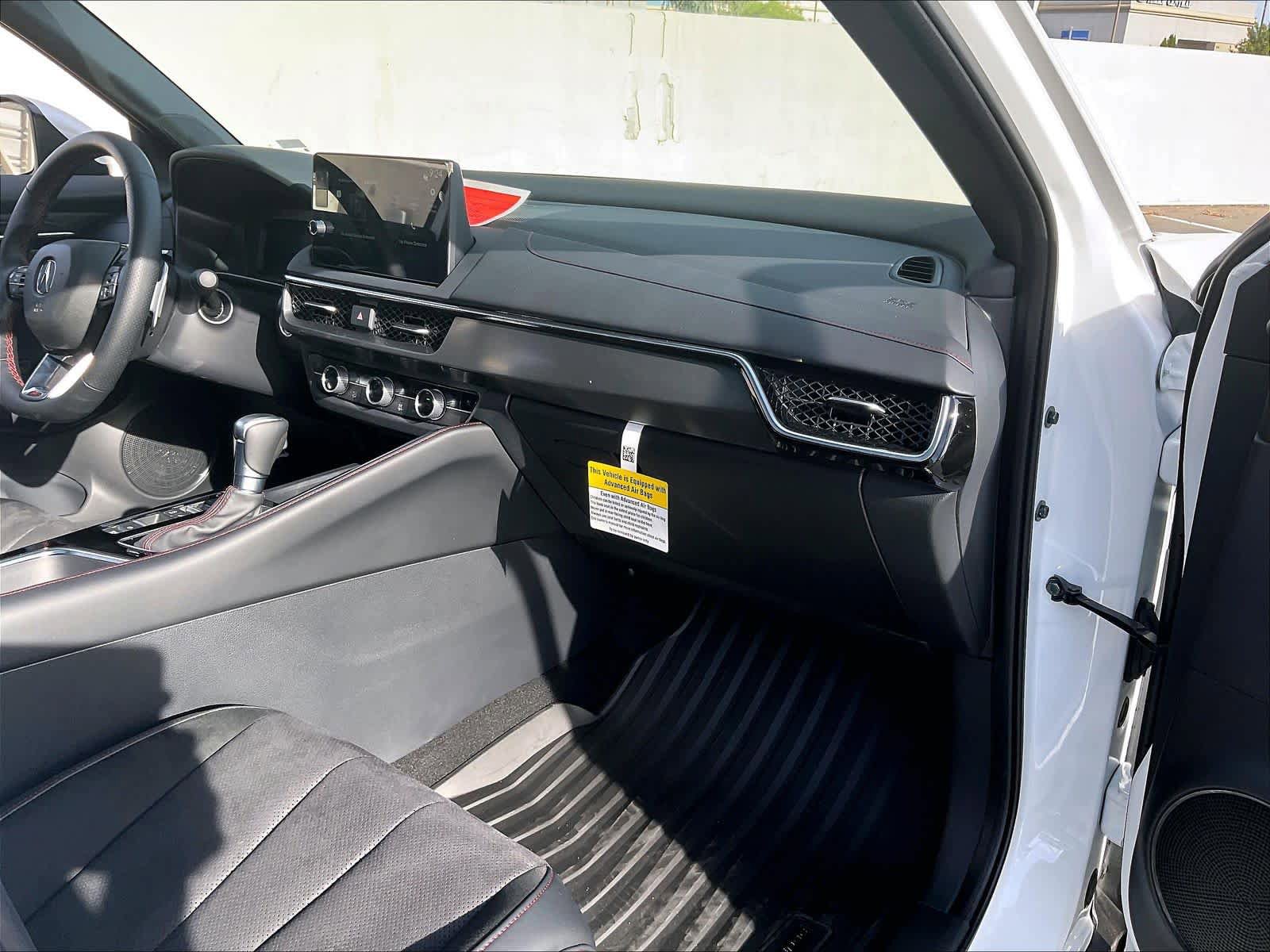 Used 2025 Acura ADX A-Spec image 16