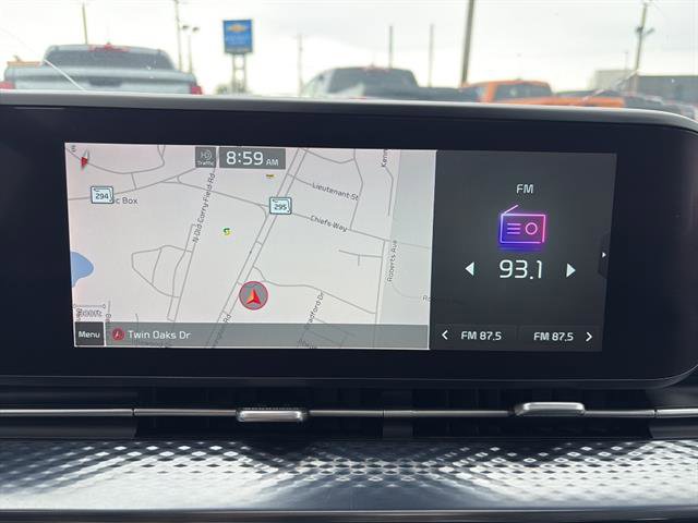 Used 2022 Kia Carnival SX Prestige image 21