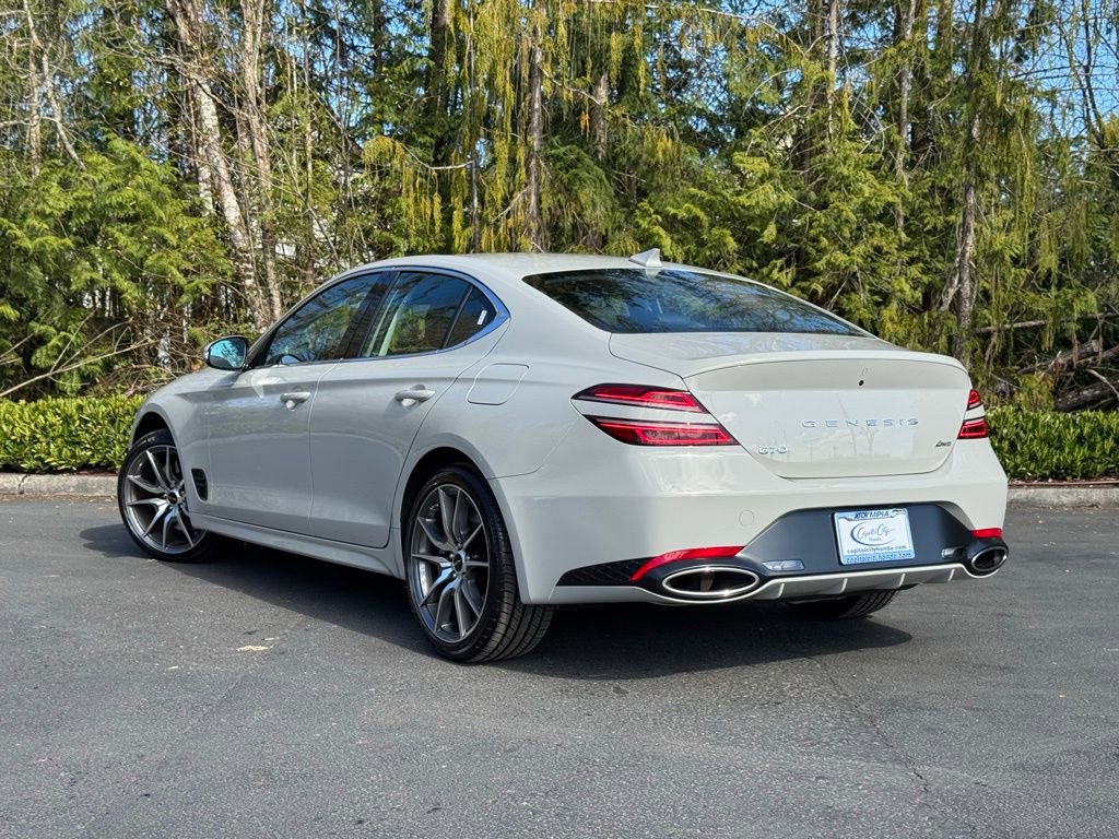 Used 2026 Genesis G70 2.5T image 5
