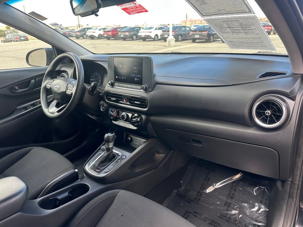 Used 2022 Hyundai Kona SEL w/ Cargo Package image 28
