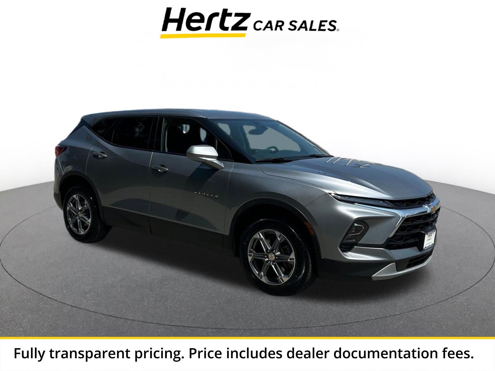 Used 2025 Chevrolet Blazer LT FWD image 1