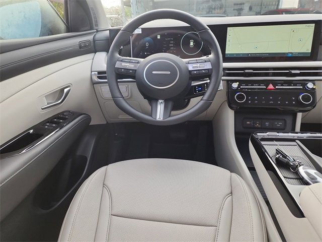 New 2025 Hyundai Tucson Limited FWD image 12