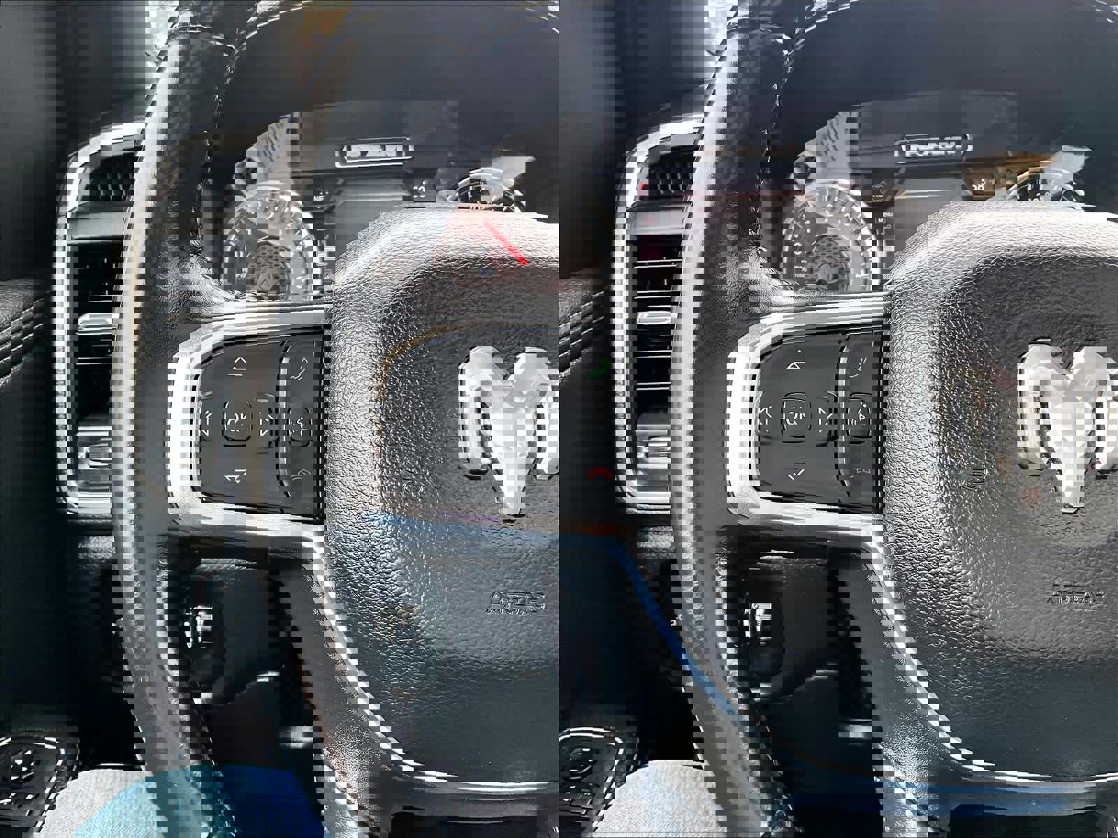 Used 2023 RAM 1500 Laramie image 23