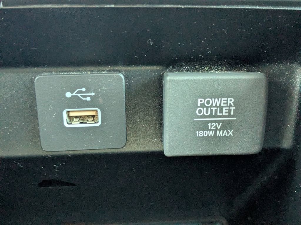 Used 2023 Acura MDX A-Spec image 32