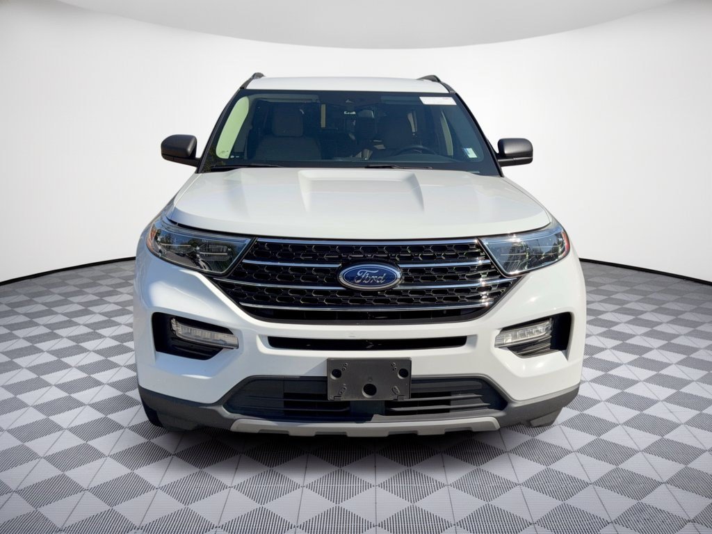 Used 2021 Ford Explorer XLT w/ Equipment Group 202A AWD/4WD image 6