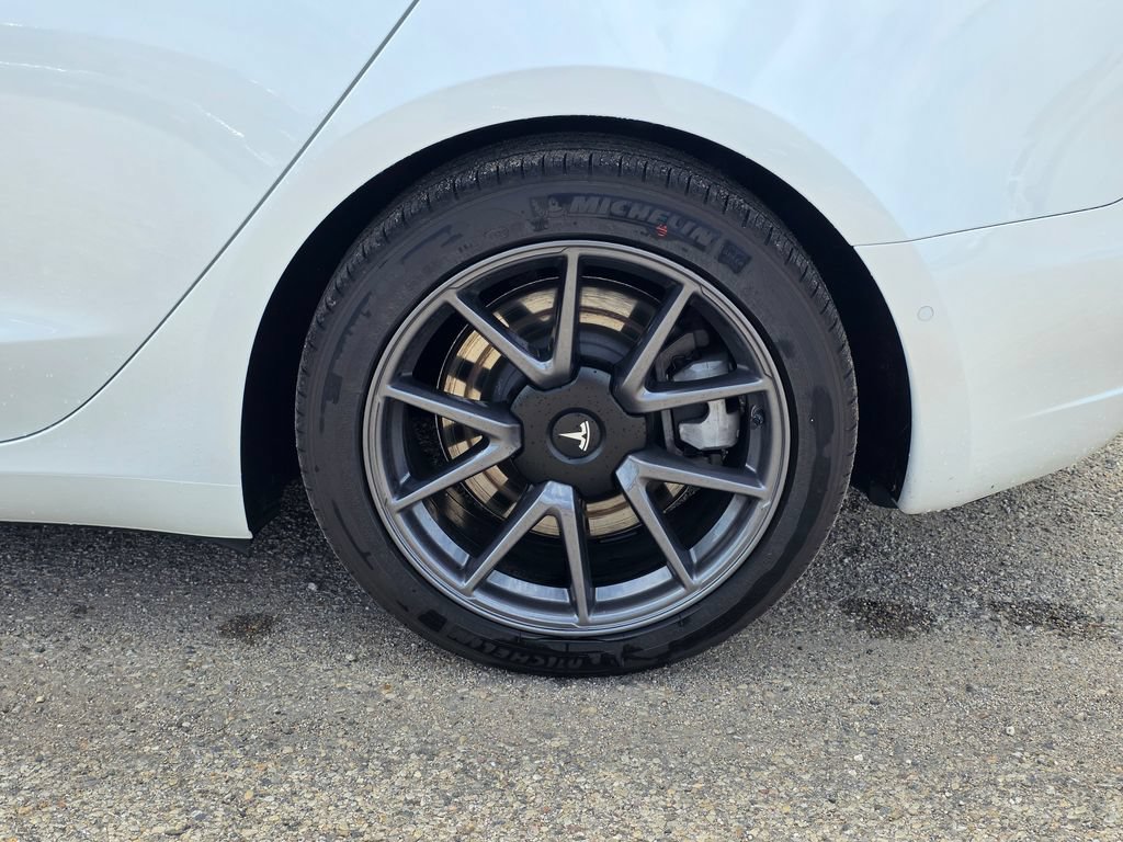 Used 2021 Tesla Model 3 Long Range AWD/4WD image 13