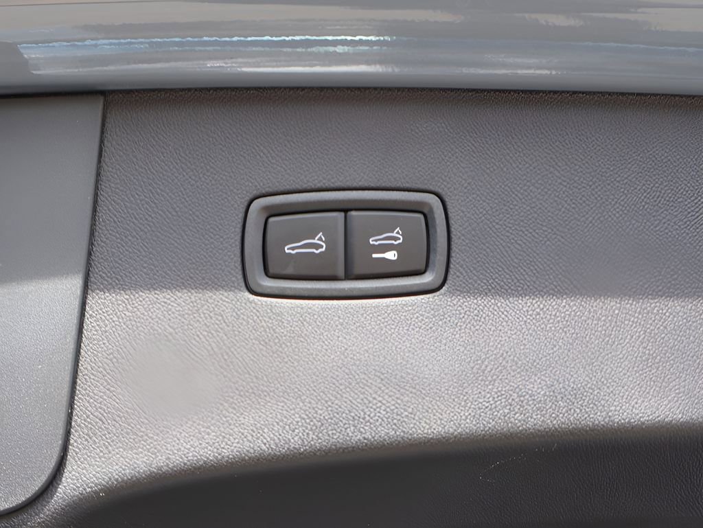 New 2026 Porsche Cayenne S AWD/4WD image 18