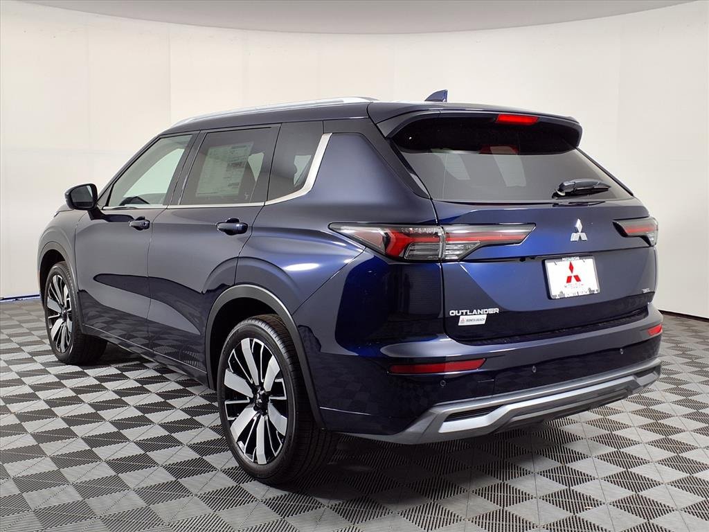 New 2025 Mitsubishi Outlander SEL image 5