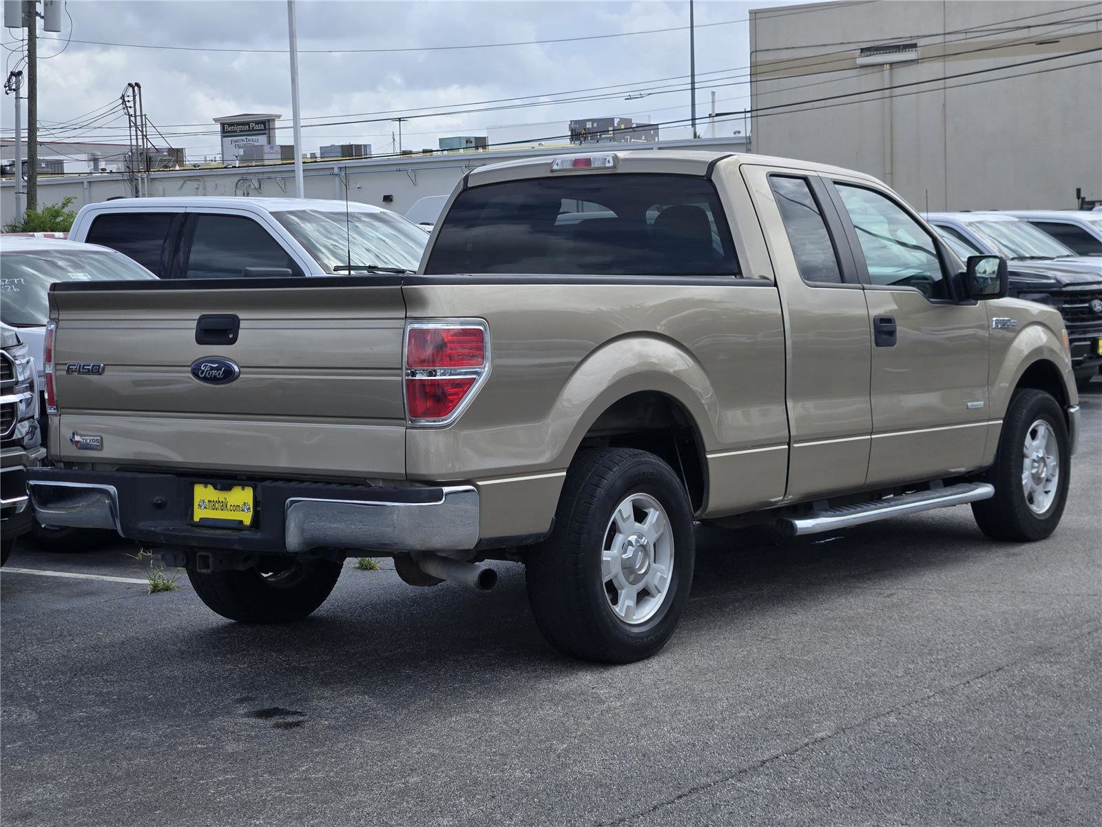 Used 2013 Ford F150 XLT w/ Mid Equipment Group RWD image 8
