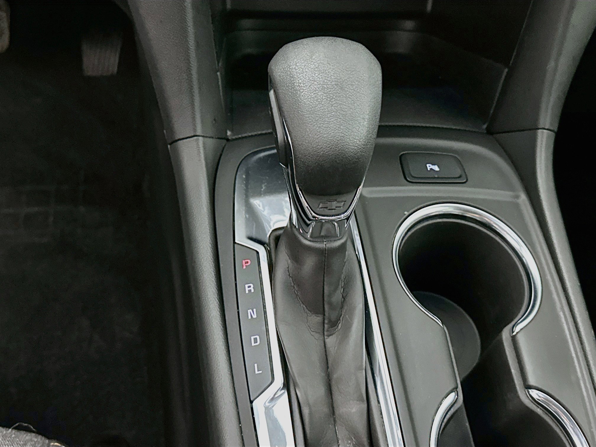 Used 2023 Chevrolet Equinox LT FWD image 25