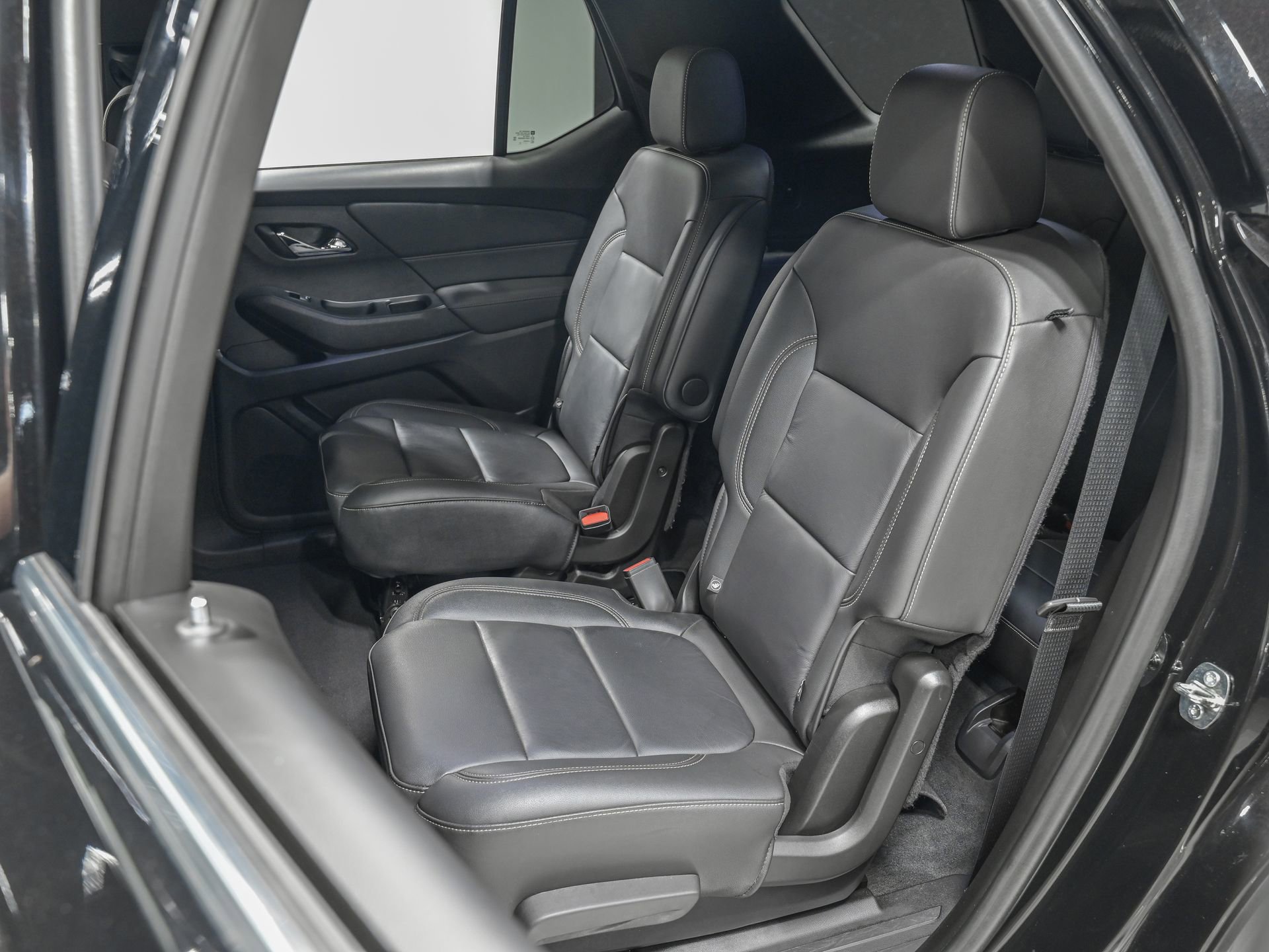 Used 2023 Chevrolet Traverse LT AWD/4WD image 27