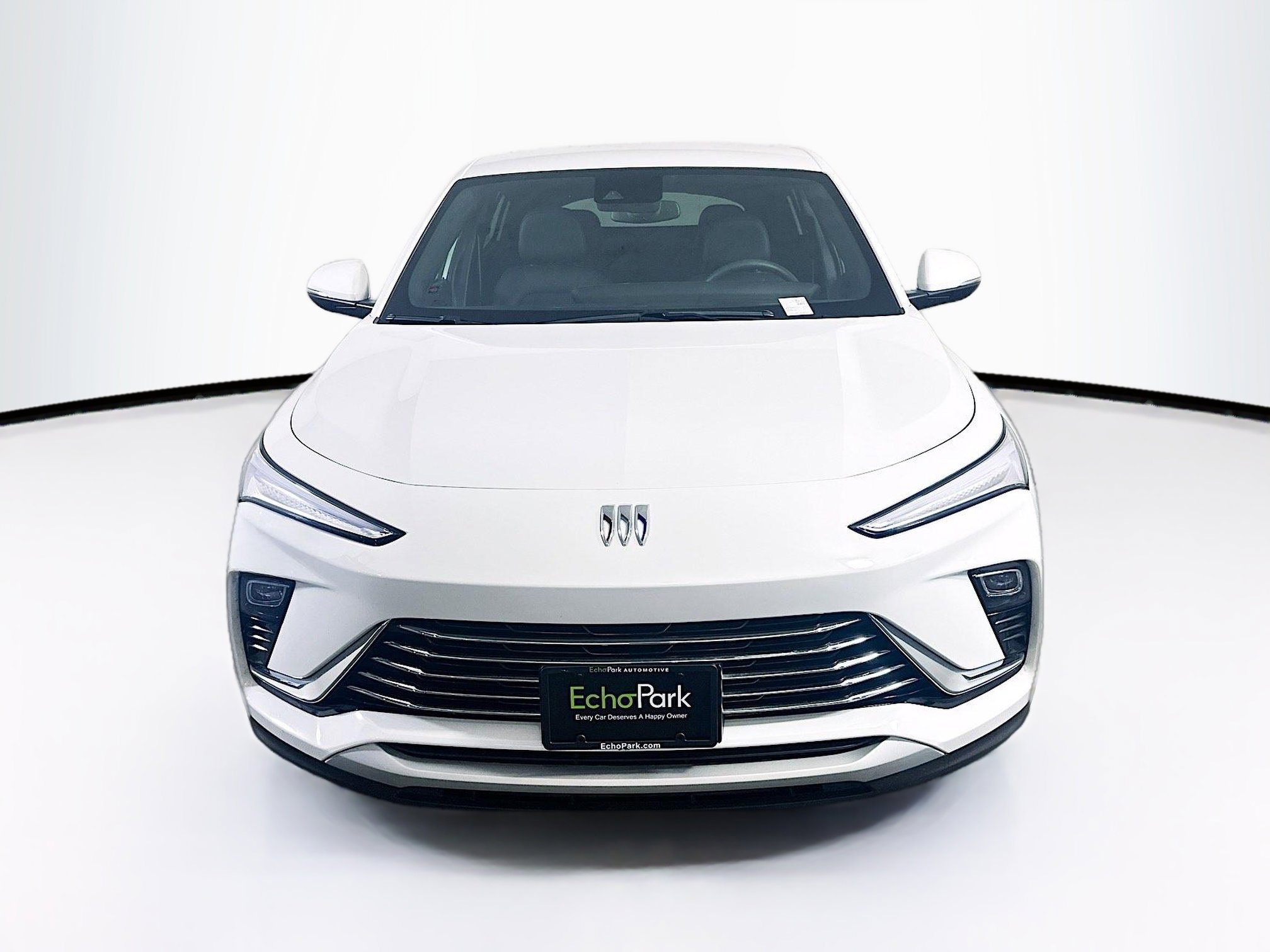 Used 2025 Buick Envista Preferred FWD image 2