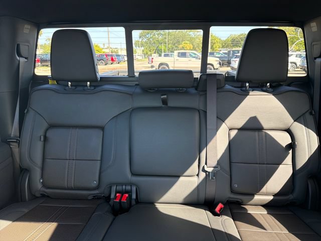New 2026 Chevrolet Silverado 2500 High Country w/ Midnight Edition AWD/4WD image 25