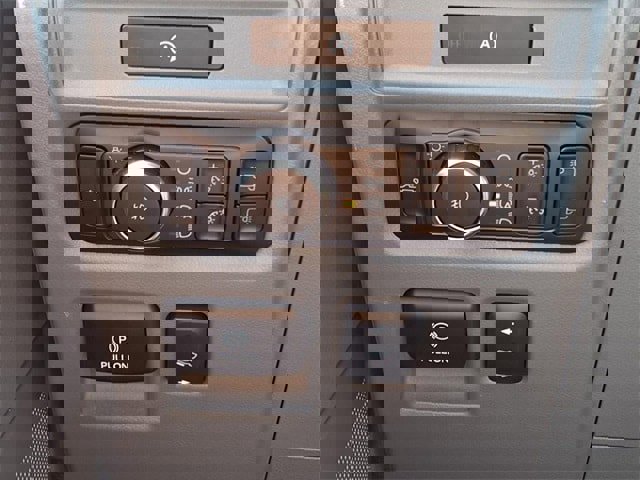 New 2025 Ford F150 Lariat w/ Equipment Group 502A High image 23