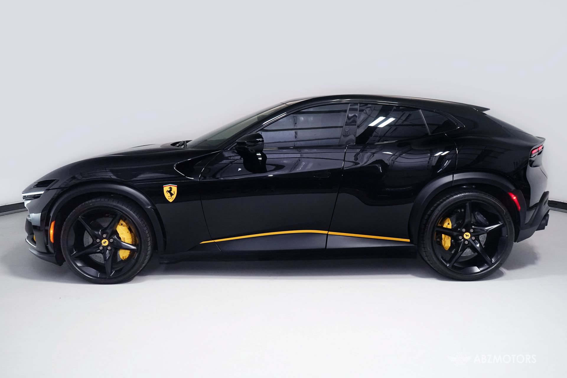 Used 2025 Ferrari Purosangue AWD/4WD image 4