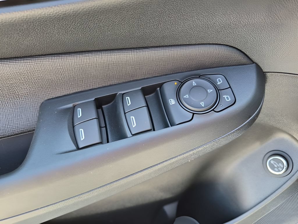 New 2026 Buick Envista Sport Touring w/ Convenience I Package FWD image 32