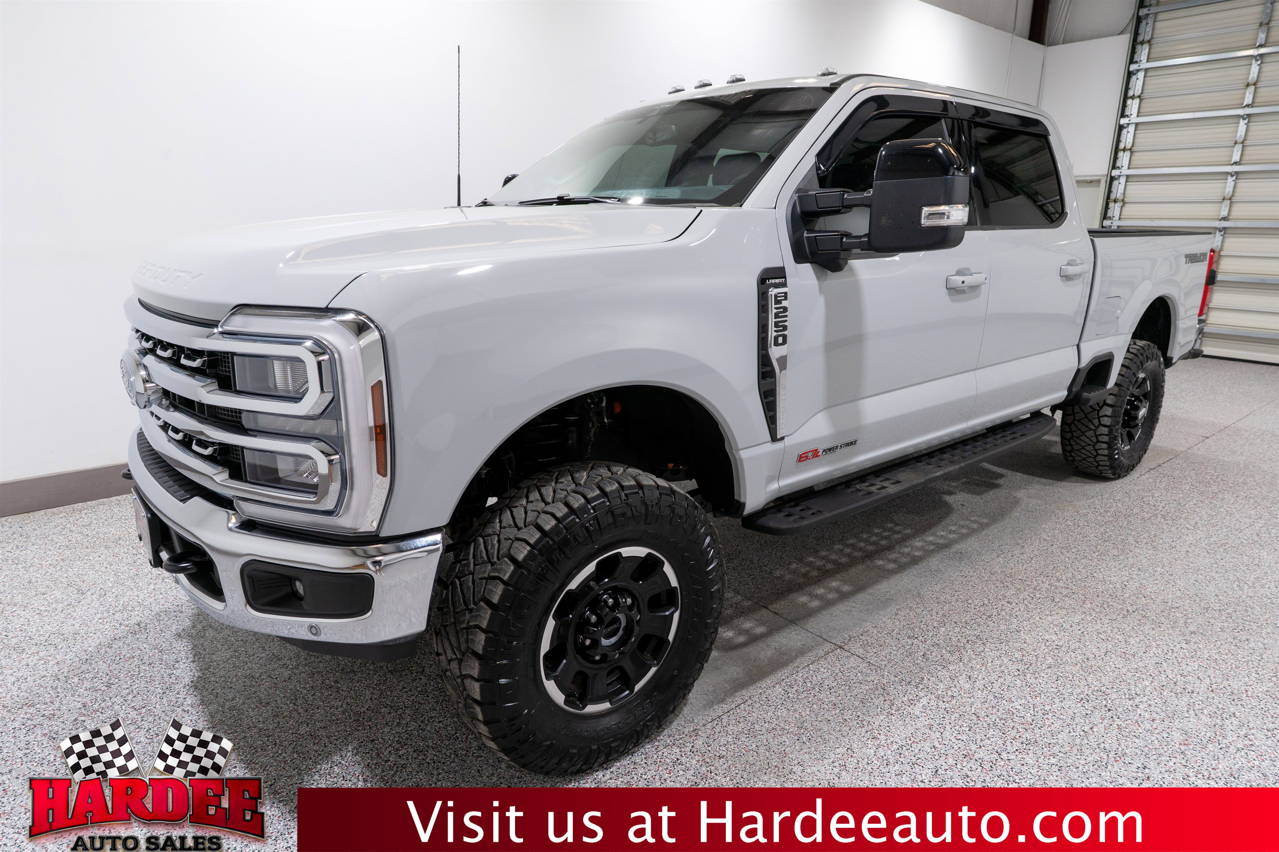 Used 2025 Ford F250 Lariat w/ Lariat Ultimate Package AWD/4WD image 2