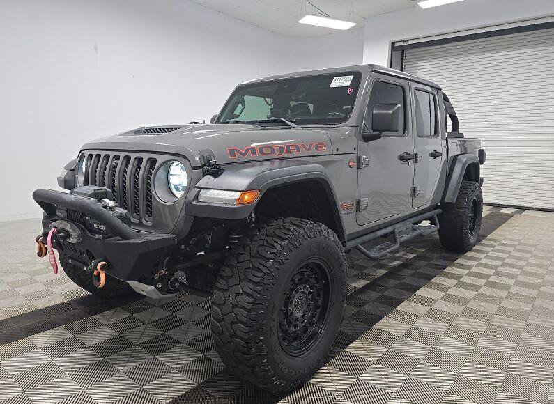 Used 2021 Jeep Gladiator Mojave AWD/4WD image 2