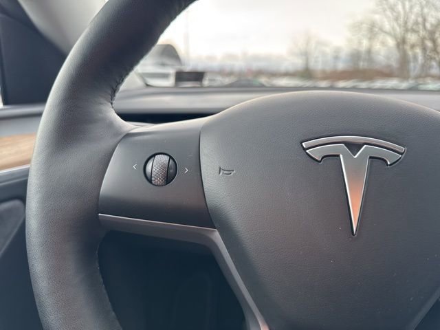 Used 2023 Tesla Model Y Long Range image 19