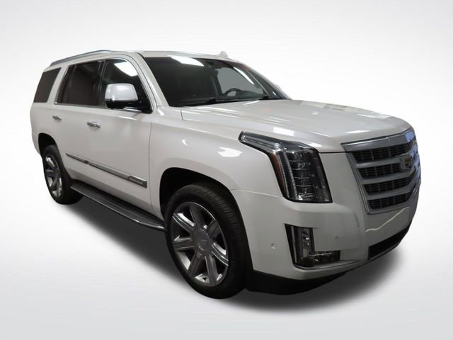 Used 2019 Cadillac Escalade Premium Luxury w/ LPO, Radiant Package image 7