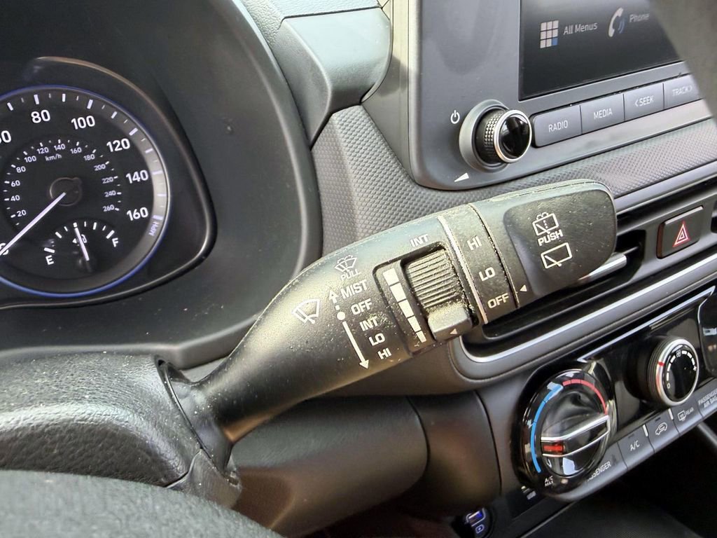 Certified 2022 Hyundai Kona SE image 30