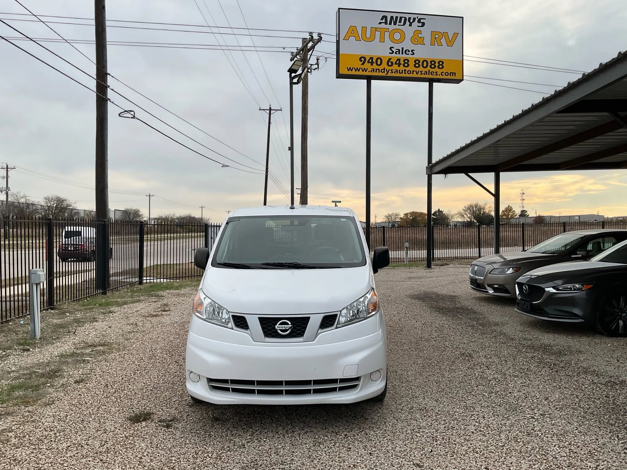 Used 2020 Nissan NV200 S w/ Sliding Glass Door Package image 1