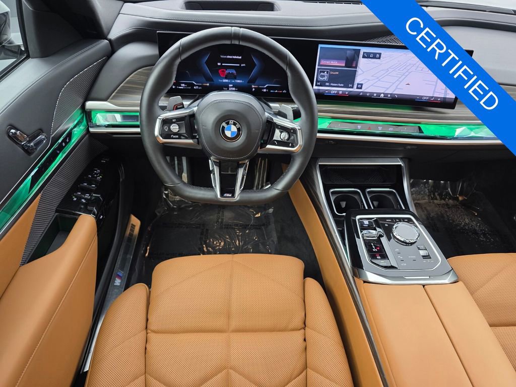 Used 2024 BMW 740i image 13